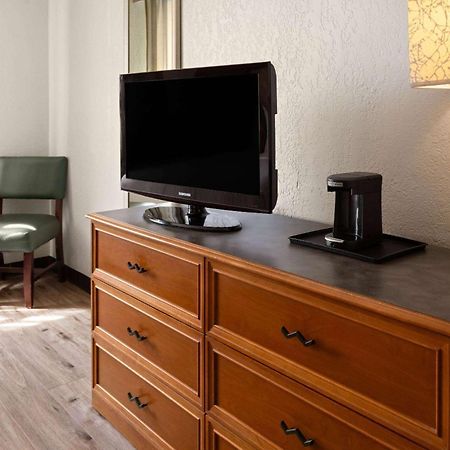 La Quinta Inn By Wyndham Pittsburgh Airport Moon Township Kültér fotó